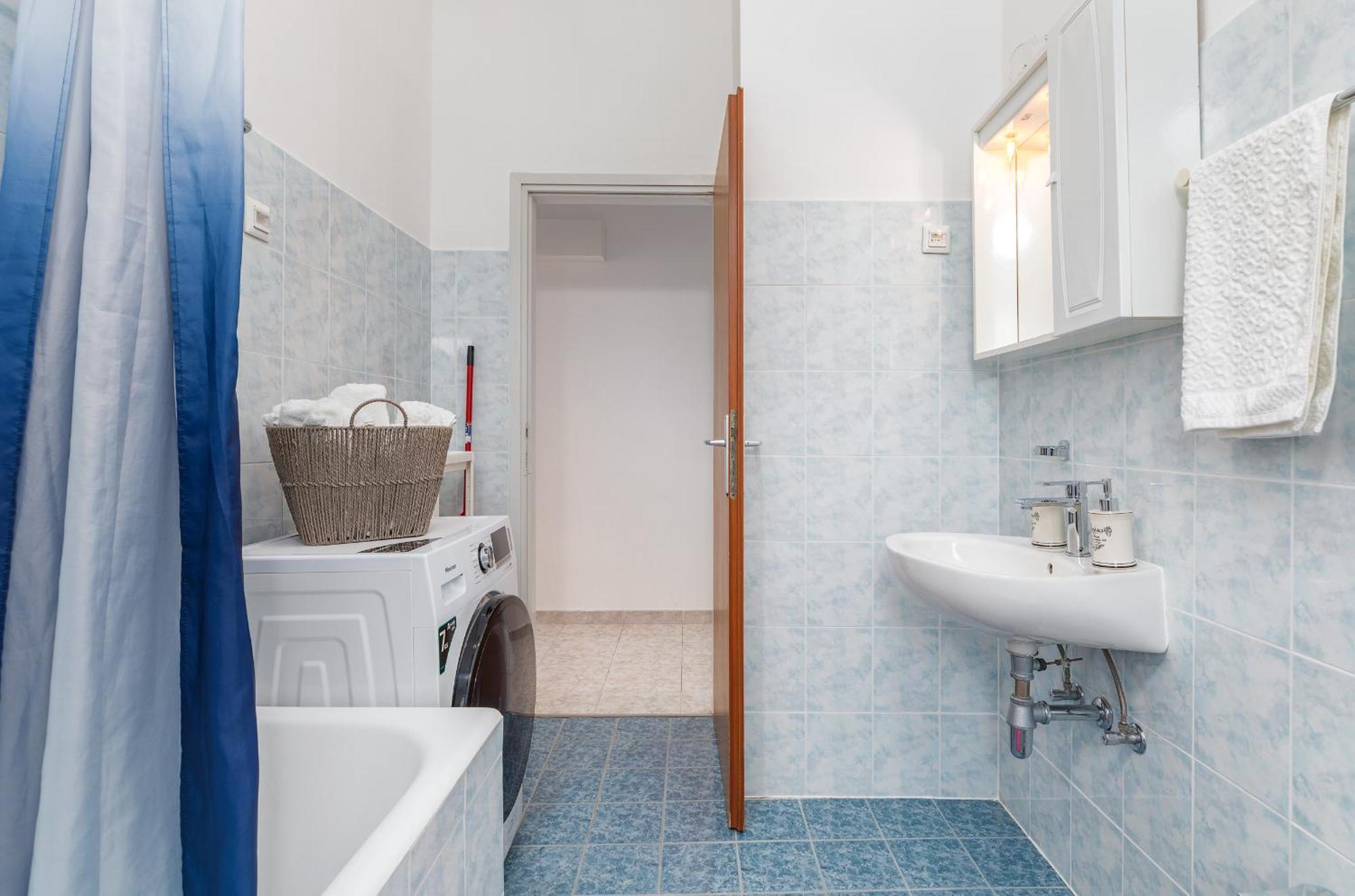 Apartment Tesic Close To The Sea With Shared 4Xbicycles Fažana Esterno foto