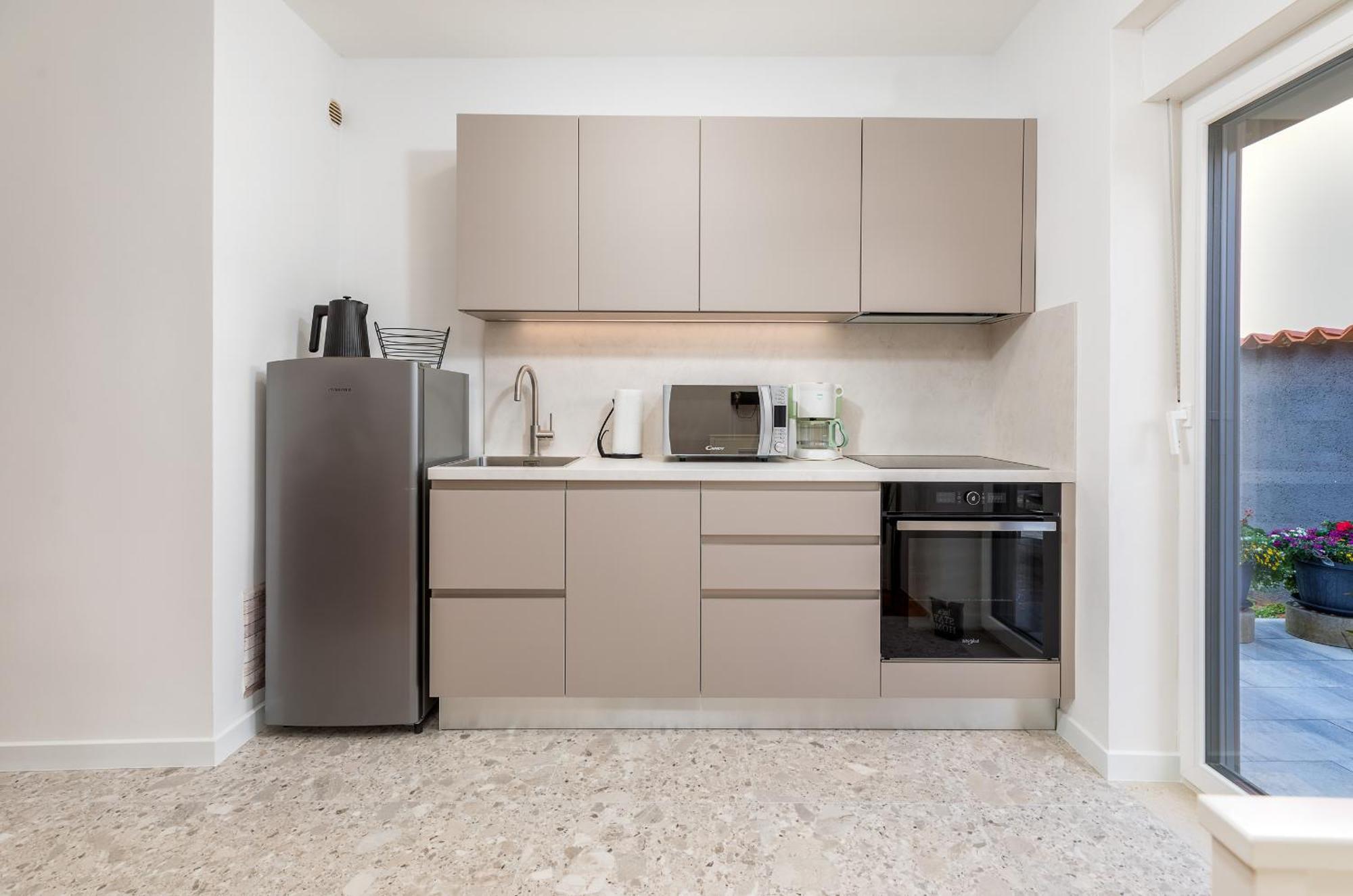 Apartment Tesic Close To The Sea With Shared 4Xbicycles Fažana Esterno foto