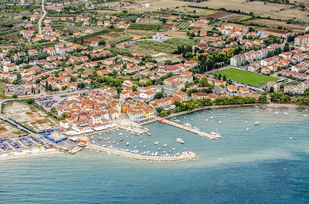 Apartment Tesic Close To The Sea With Shared 4Xbicycles Fažana Esterno foto